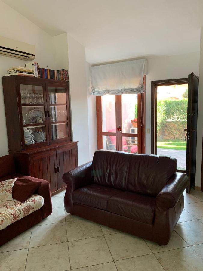 Вилла La Casa Di Eledo La Maddalena  Экстерьер фото