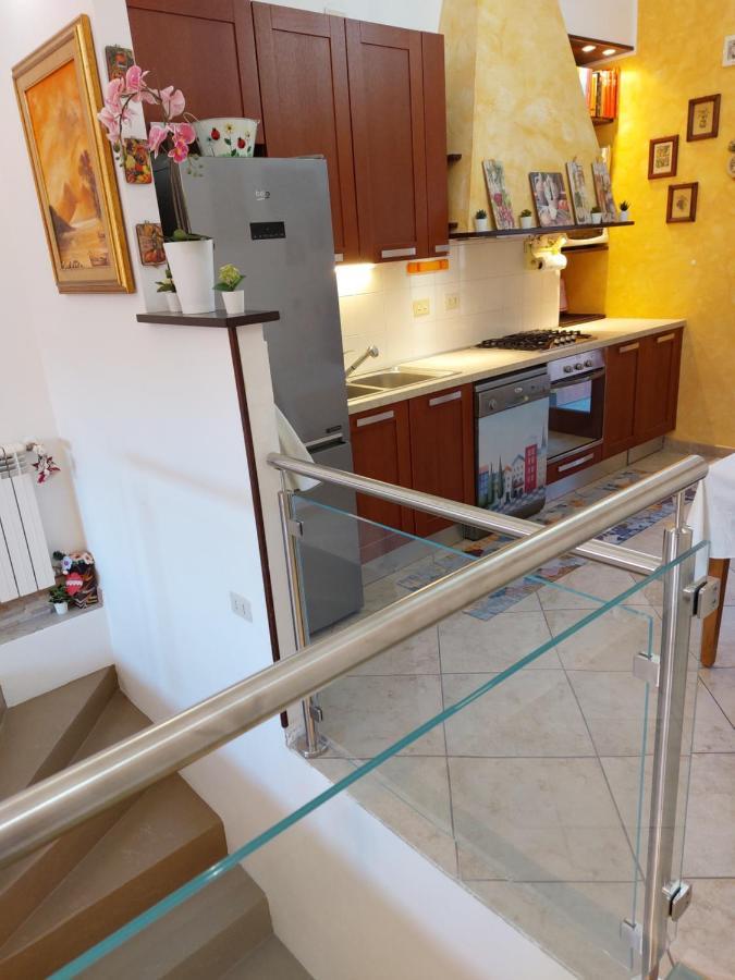 Вилла La Casa Di Eledo La Maddalena  Экстерьер фото